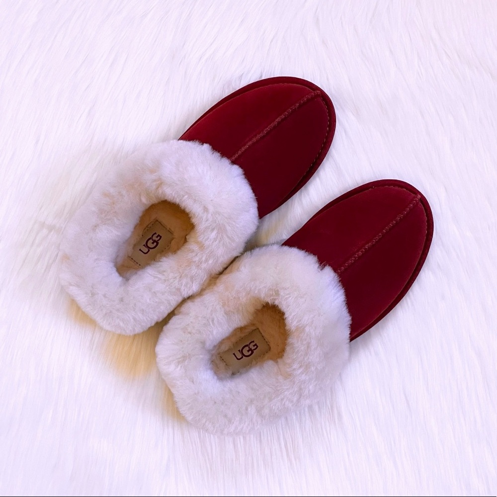 UGG Women’s Moraene Kiss Suede Slippers - Picture 4 of 8